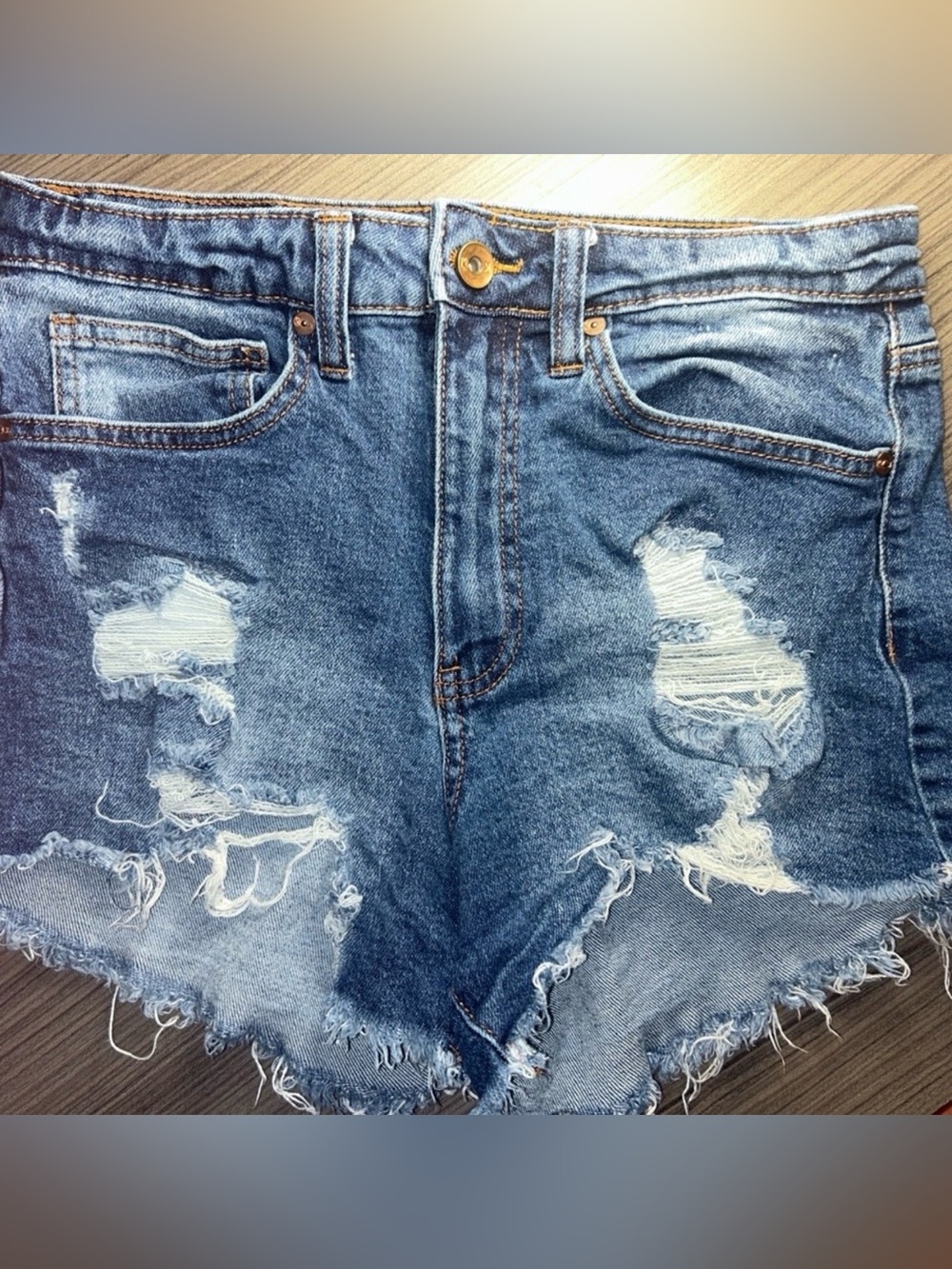Kendall + Kylie “The Icon short” Distressed Denim Shorts Size 5/27 Frayed Hem